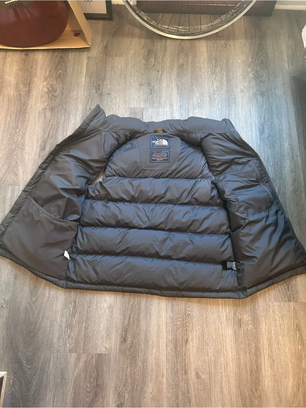 The North Face Vest Mens Large Gray Pendleton Wool Down Puffer 700 Fill